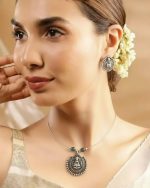 Shakti divine deity pendant and stud set