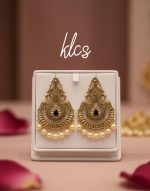 Matte gold filigree dangle earrings