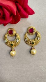 Kanika Stone Gold Earrings - Image 2