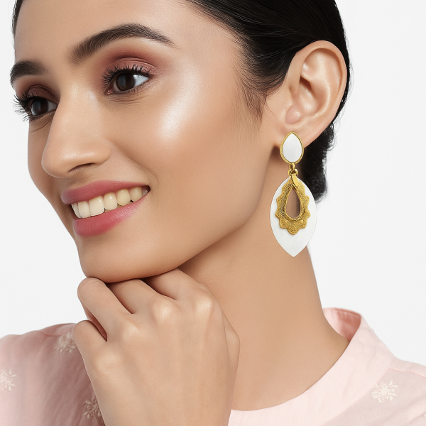Divyani Gold Earrings