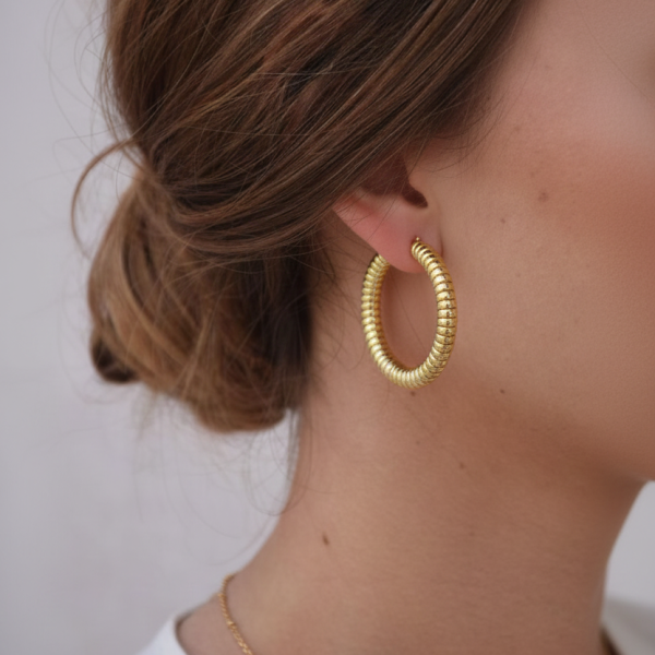 The Seraphina Interlock hook