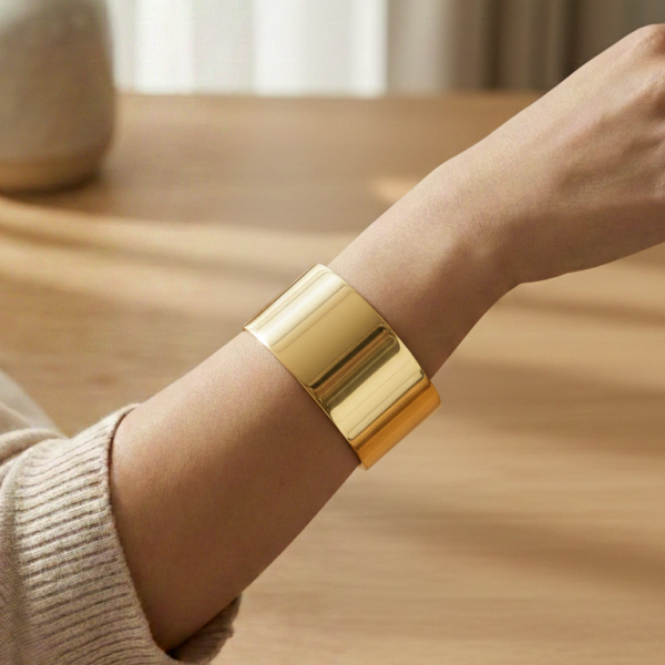 Velisse Cuff