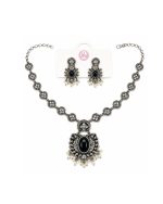 Antique Black Jewellery Set