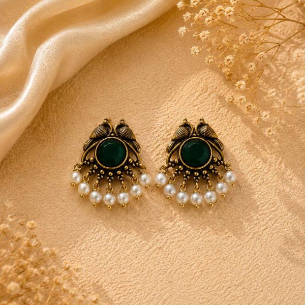 Emerald Pearl Fan Studs
