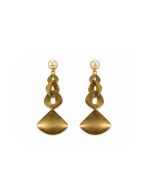 Gold Pearl Earrings